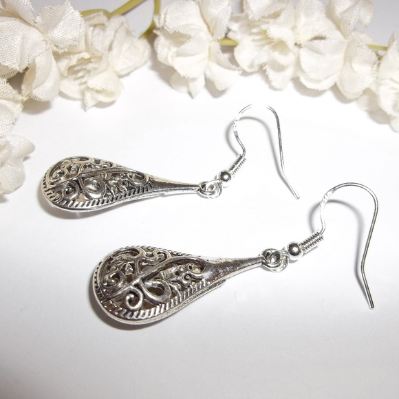 Long Silver Teardrop Earrings Woman Jewelry 1600 - Picture 3 of 9